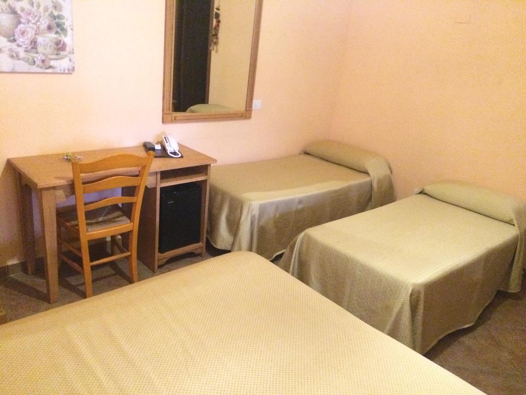 Albergo Arinde Rende Room photo
