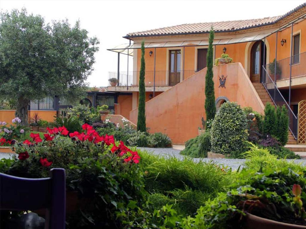 Albergo Arinde Rende Exterior photo